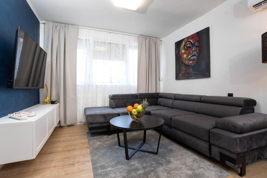 Apartment Glow Сплит Екстериор снимка