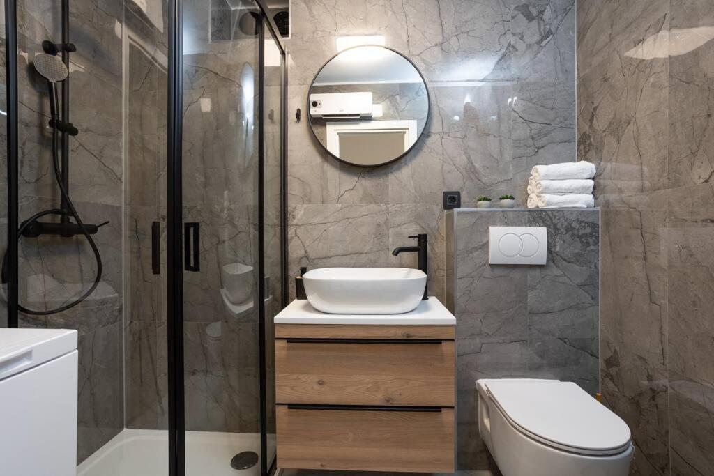 Apartment Glow Сплит Екстериор снимка
