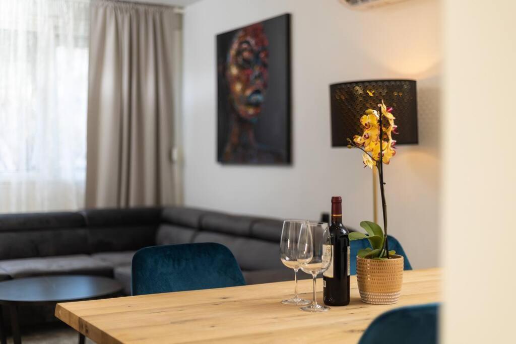 Apartment Glow Сплит Екстериор снимка