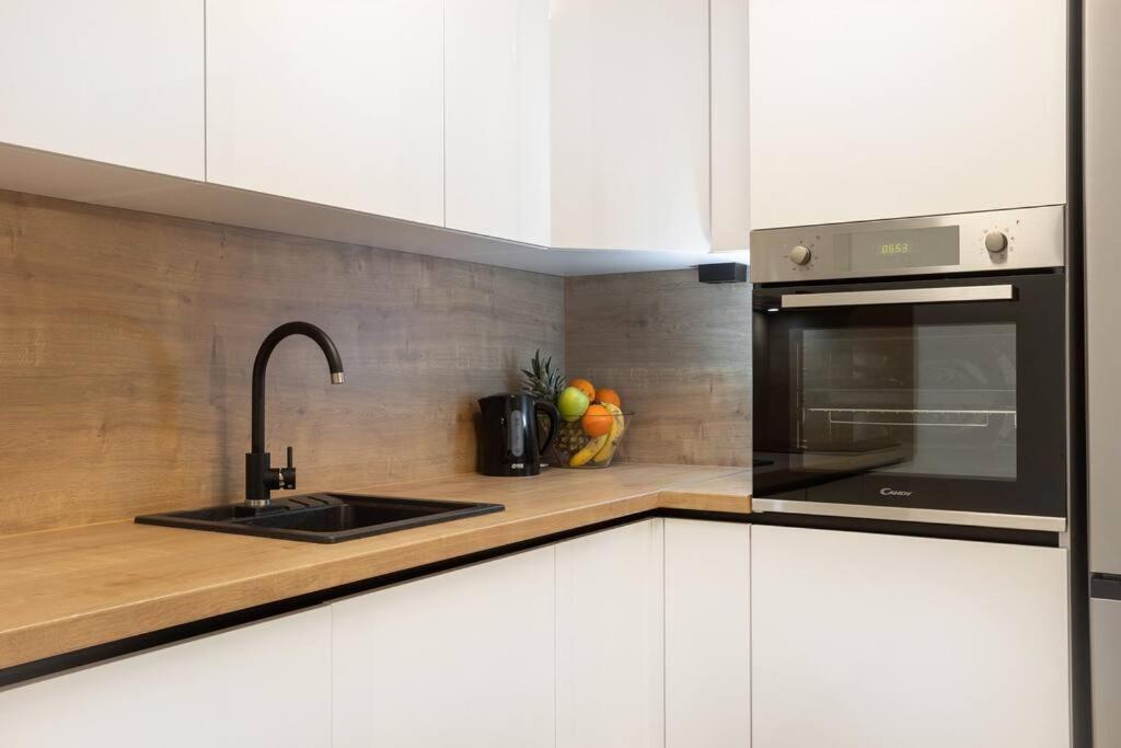 Apartment Glow Сплит Екстериор снимка